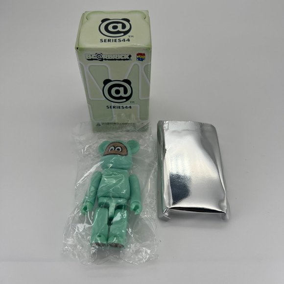 Bearbrick Series 44 CUTE Tanuki Medicom Be@rbrick 100% Figure - Picture 2 of 6